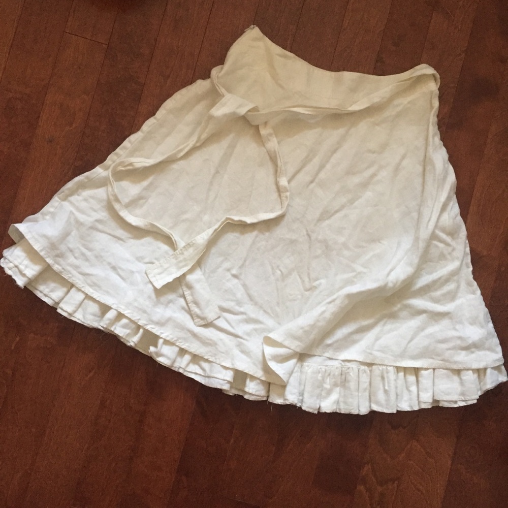 [Sold 🛑] Zara linen ruffle skirt - Picture 2 of 2
